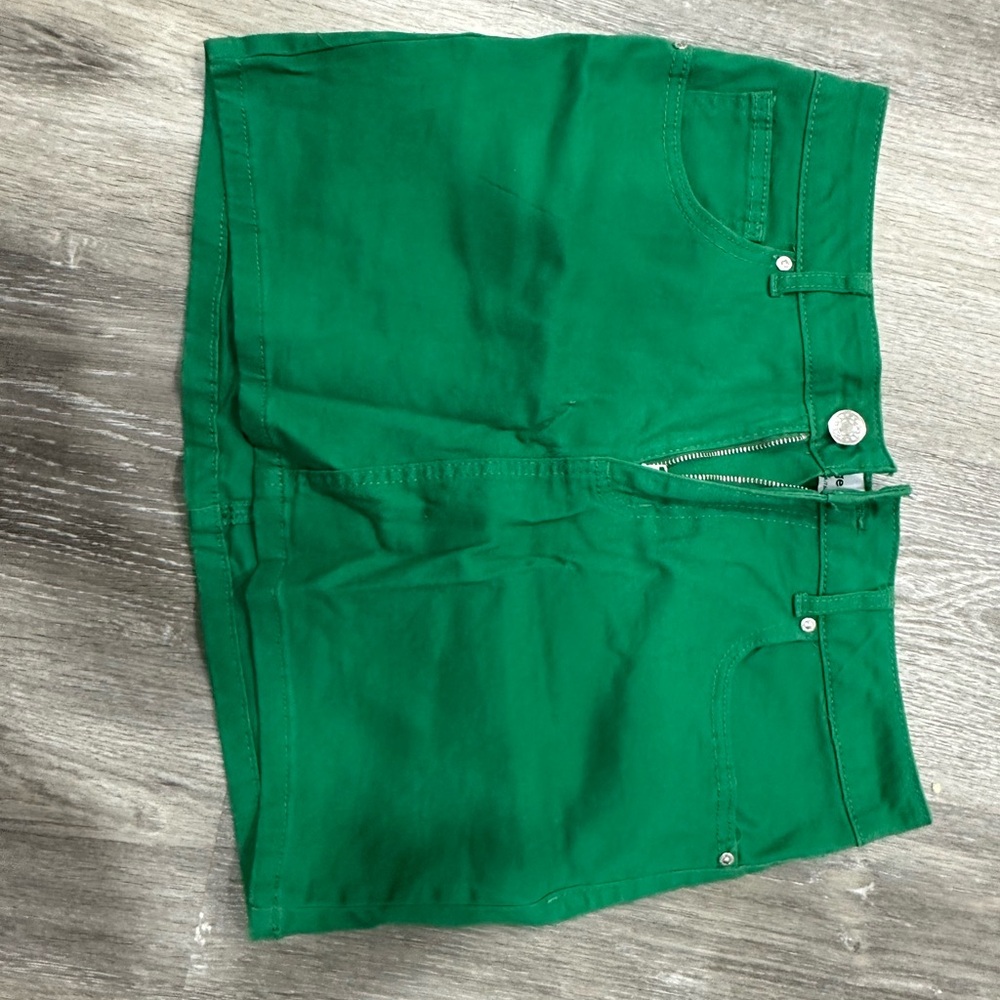 Refuge Emerald Green Shorts